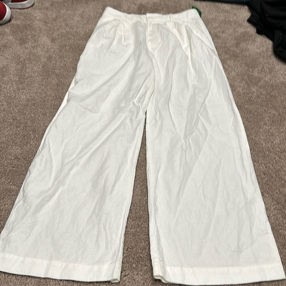 Gap Pleated Linen Pant in white NWT